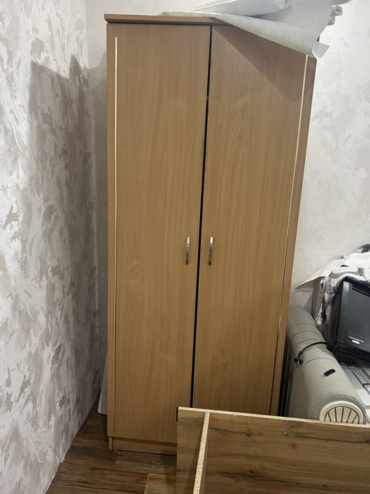 Продам шкаф срочно