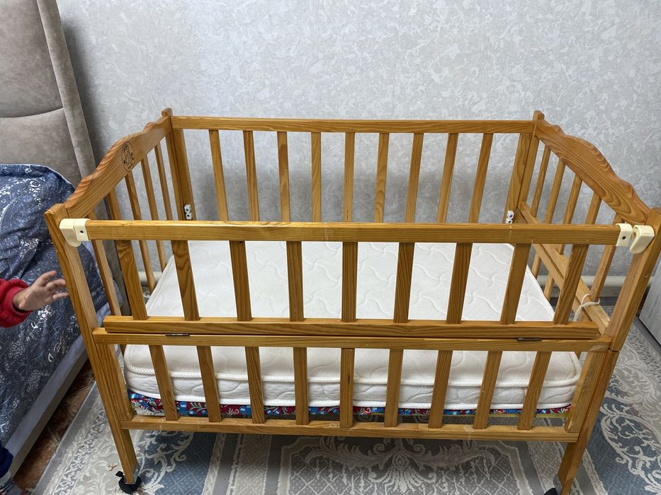 Продам манеж детский недорого!