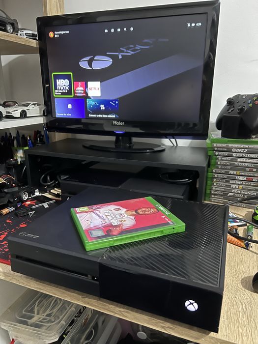 Vand consola xbox One