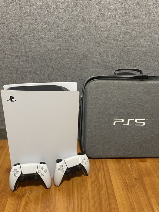 PlayStation 5 + 1 джойстик + игры