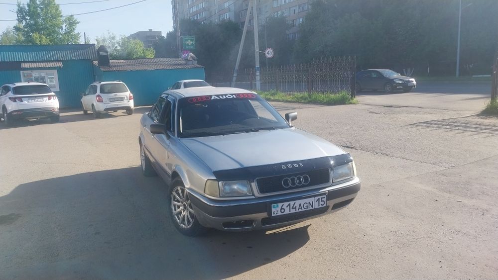Продам ауди б4 1992 года 2 литра моно