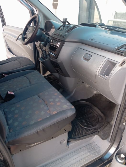 Vând sau schimb Mercedes Vito 109 !