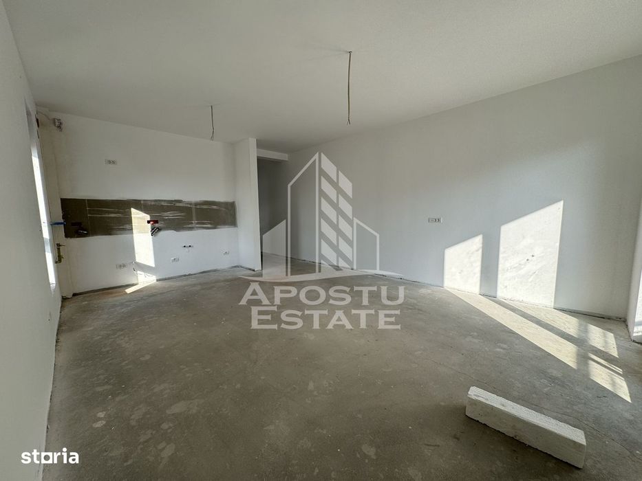 Apartament cu 2 camere incalzire in pardoseala, etajul 1 Bryatim.