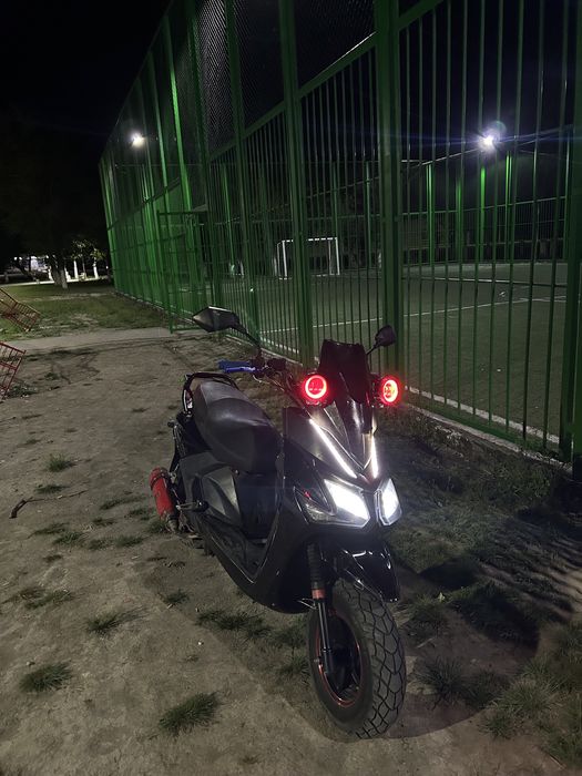 Мопед 180куб беннали