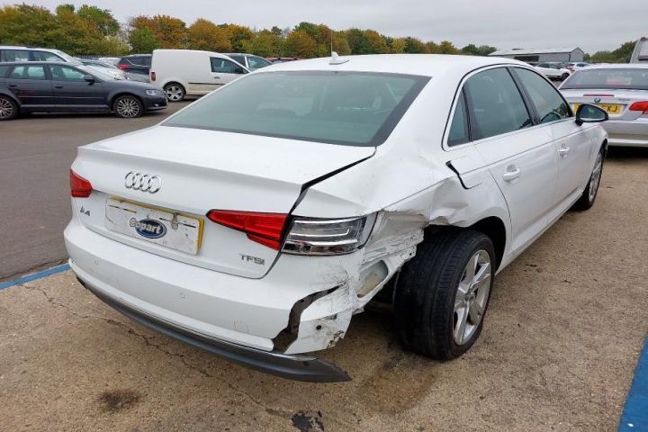 Dezmembrez Audi A4 B9 [2015 - 2020] Sedan 1.4 TFSI MT (150 hp)