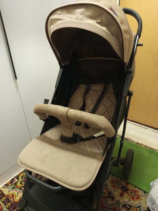 Коляска прогулочная