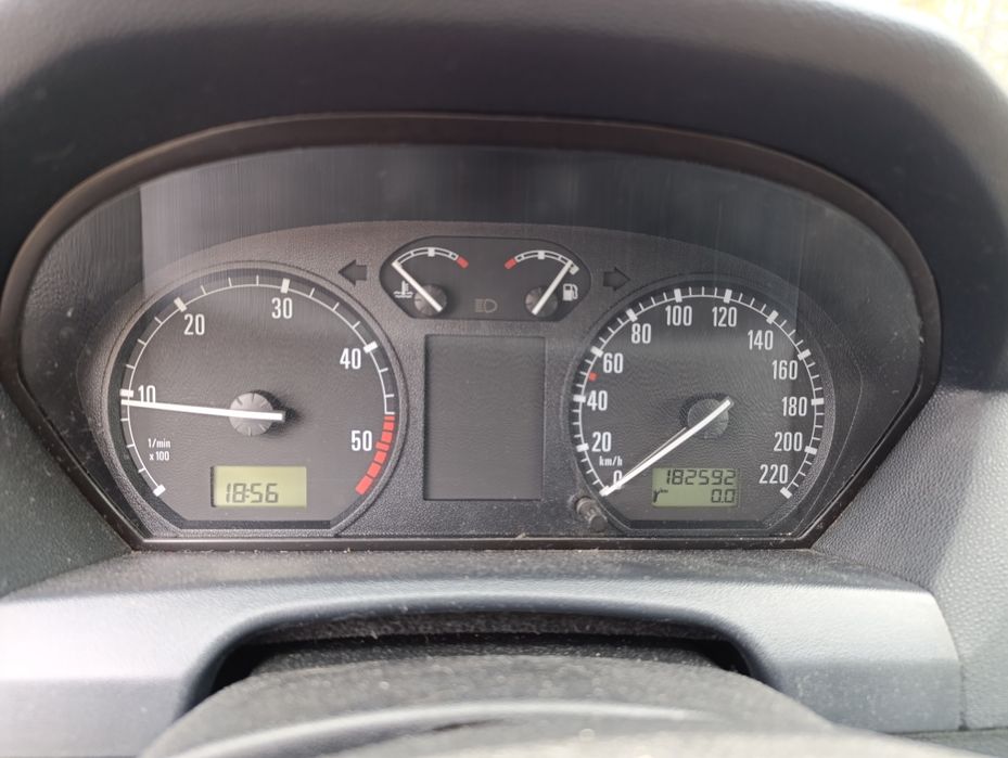 SKODA Fabia 2004 — imagine 3