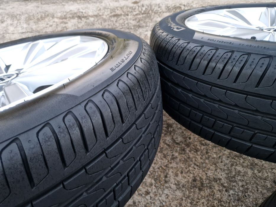 Roti/Jante London Vw Passat B8 anvelope vara 215 55 17 -relativ Noi