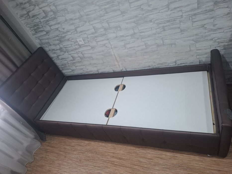 Кровать односпальная