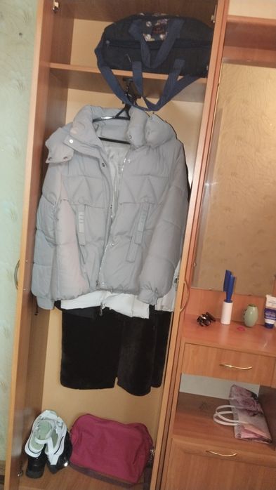 Продам прихожую!