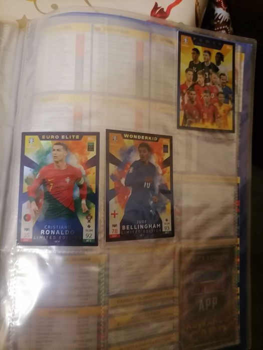 Продавам карти от MATCH ATTAX