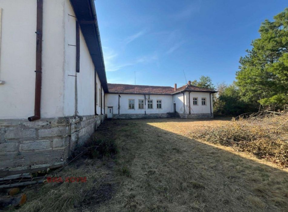 Продава се Промишлена сграда в Видин, Химик - 9350 кв.м за 12 €/кв.м - Снимка #1