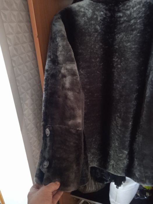 Продам шубу  за не надобность