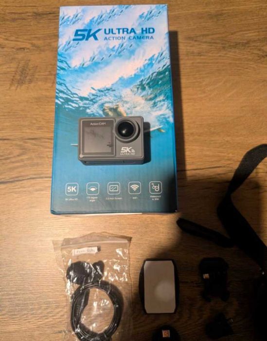 Action Camera 5k cu toate accesoriile posibile similar GoPro