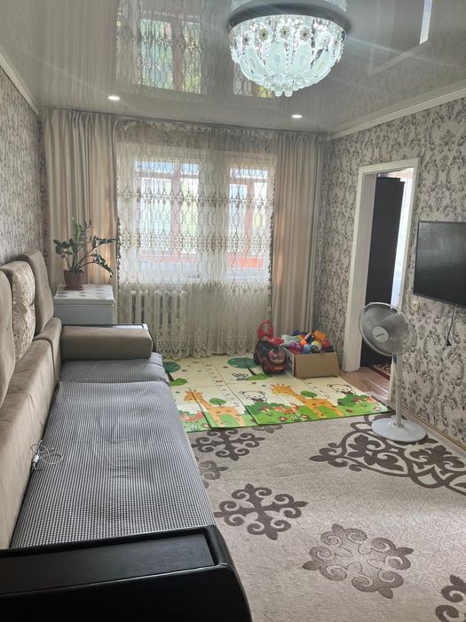 Продам 4-х комнатную квартиру.