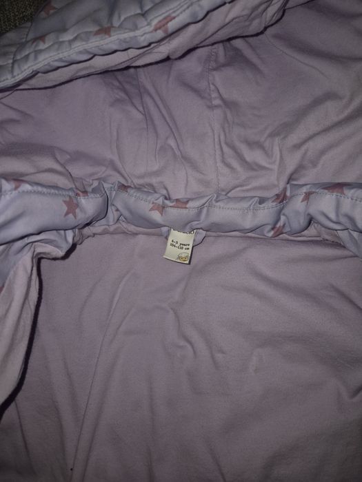 Куртка демисезонная на девочку 4-5 лет