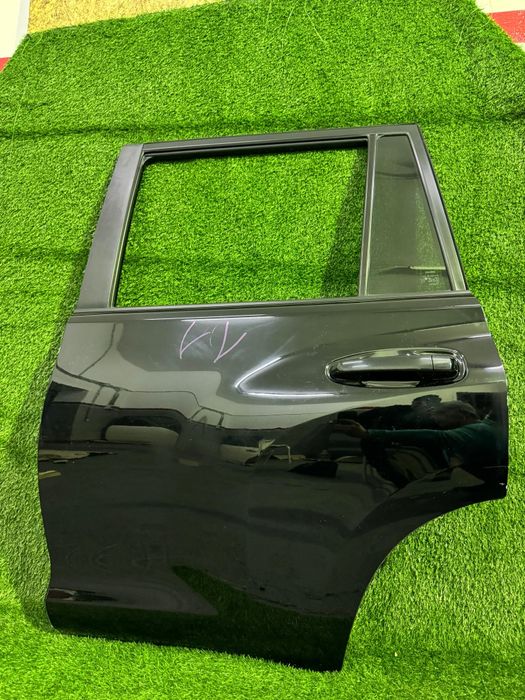 Двери на Prado 150