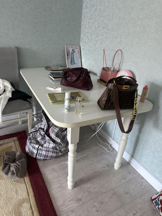 Шкаф купе и стол срочно