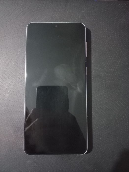 Samsung s21+ 8/256 phantom silver
