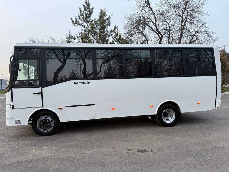 ISUZU SAZ HC40 автобус.