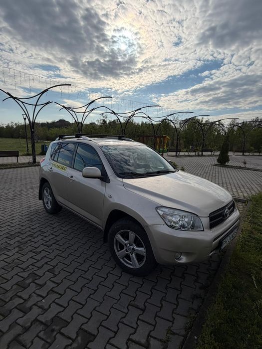 Toyota Rav 4 Benzină și Gpl