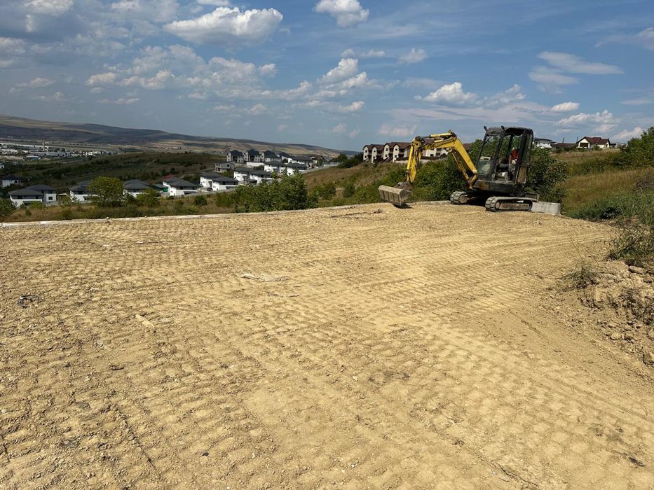 Vand casa individuala stil mediterranean Dezmir