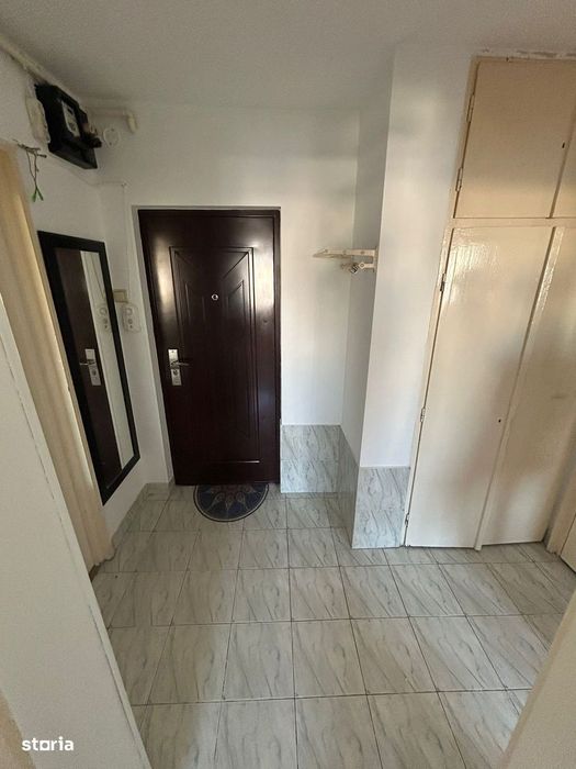 Apartament de vanzare 2 camere decomnadate direct de ;la proprietar PF