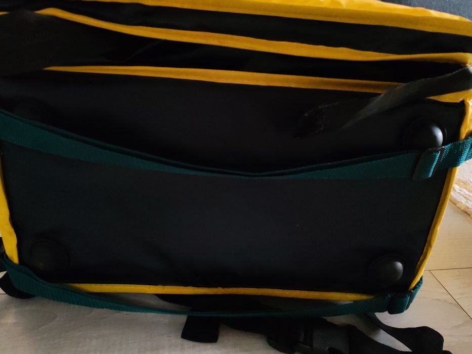 Продам сумку Glovo