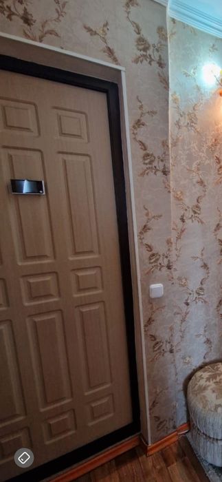 Продам 4 комнатную квартиру