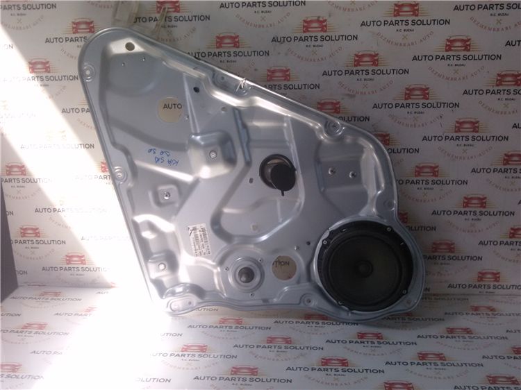 Boxa usa dreapta spate kia ceed