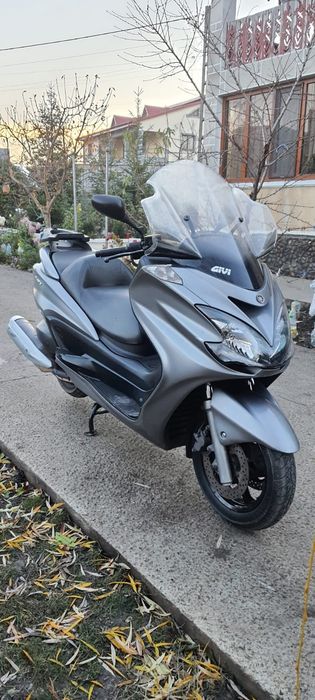 Yamaha majesty 400