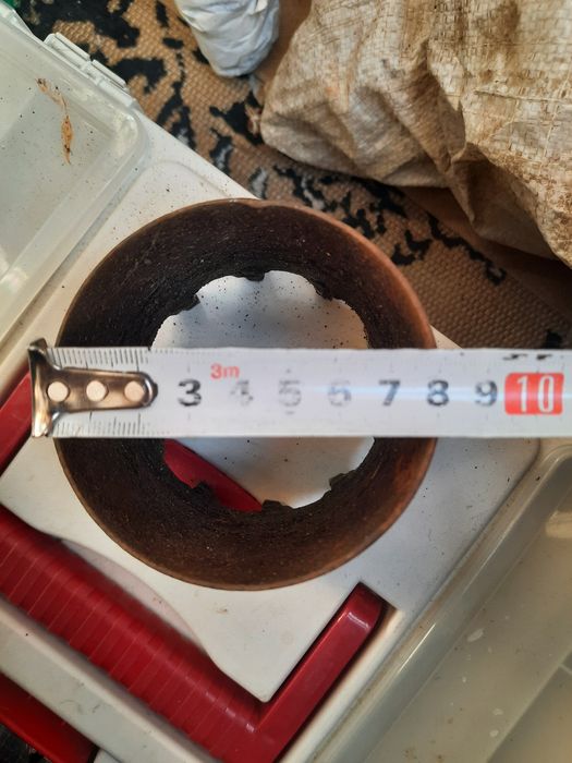 Коронки продам..