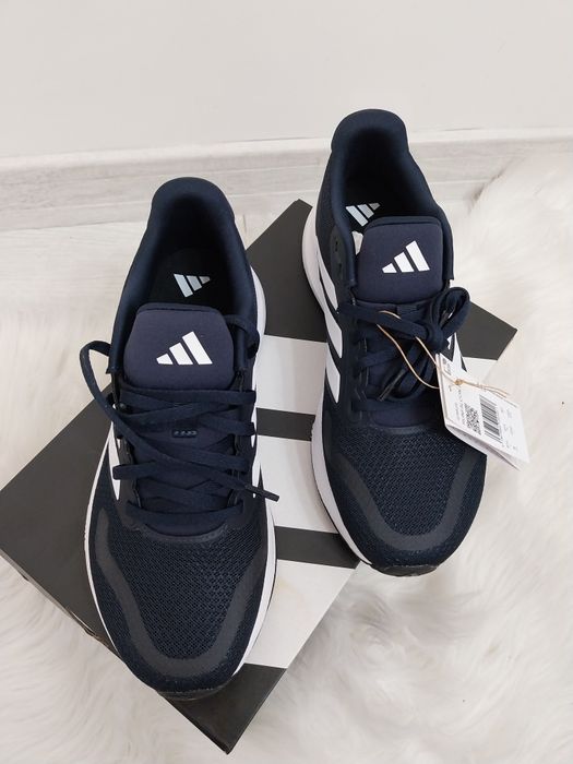 Адидас маратонки