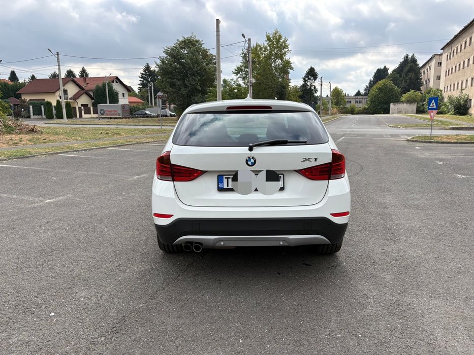 BMW X1 2013 — imagine 3