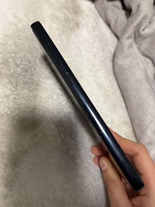 Samsung     A05 с протектор