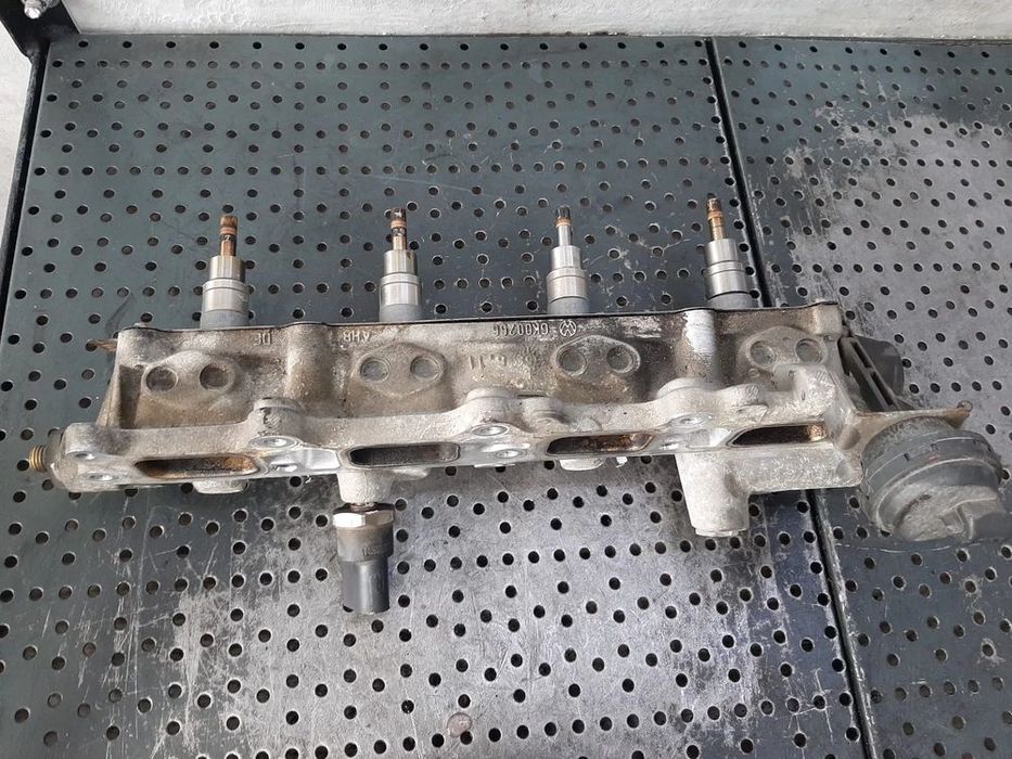 galerie admisie 1.6 fsi blf vw golf 5 skoda octavia 2 audi a3 8p 03c907586b  gk00266