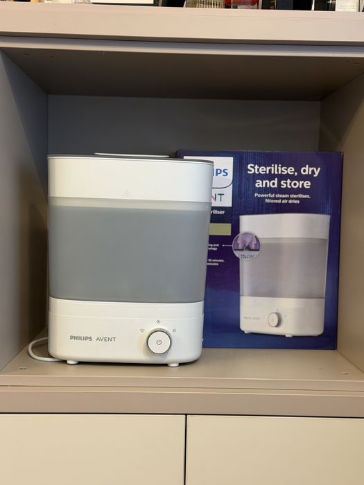 Sterilizator si uscstor biberoane Philips Avent SCF293