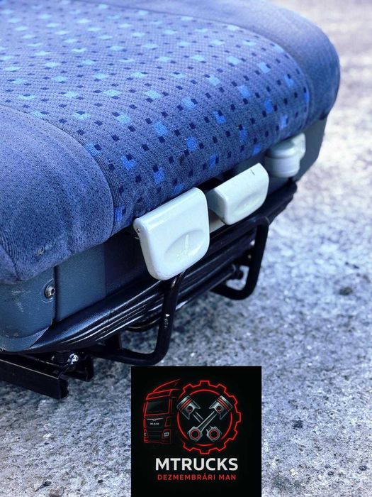 Scaun șofer albastru MAN functional cu garantie 3 luni