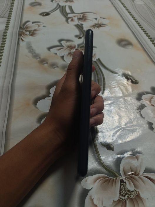 Samsung A 13 4/128GB Sotiladi