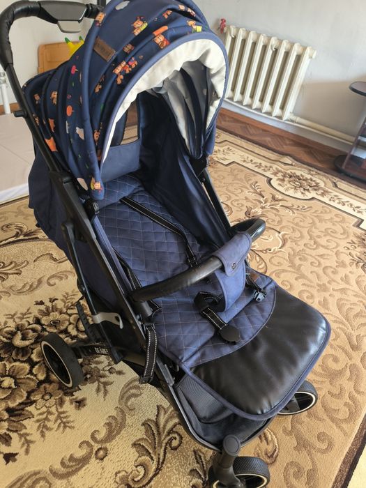 Коляска качественная