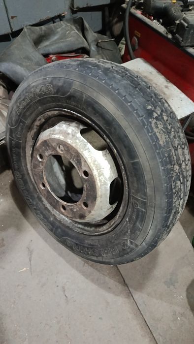Колесо на спринтер на 15 двускат