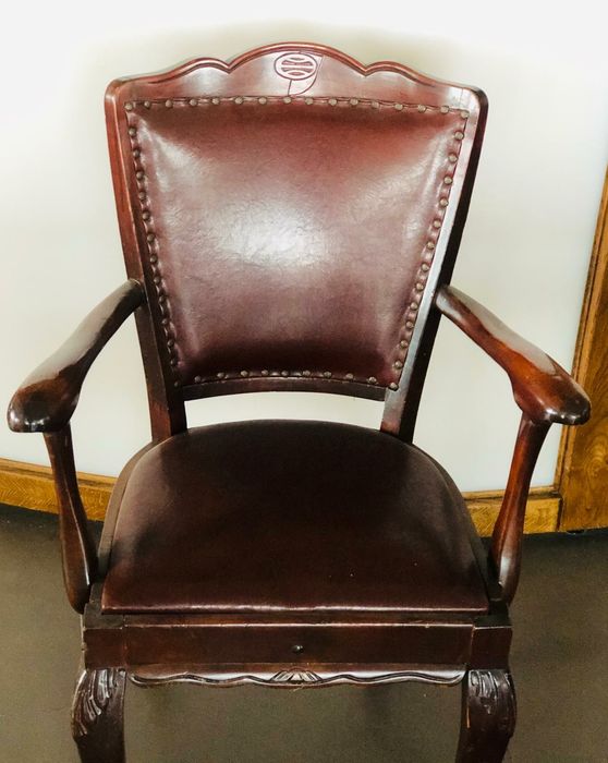 SCAUNE ELEGANTE de epoca pentru restaurant si casa