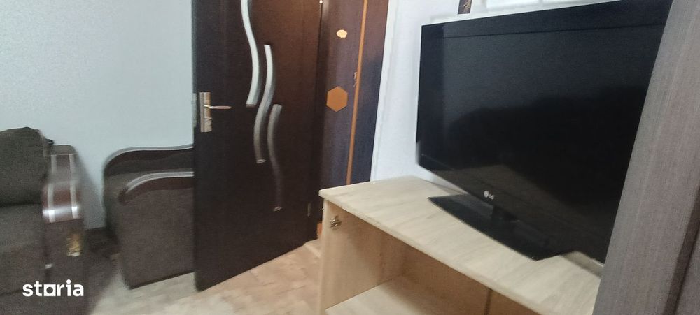 Apartament parter/piața Iancului