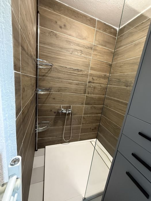 Apartament 2 camere et.2 cu loc de parcare, în Gradiste