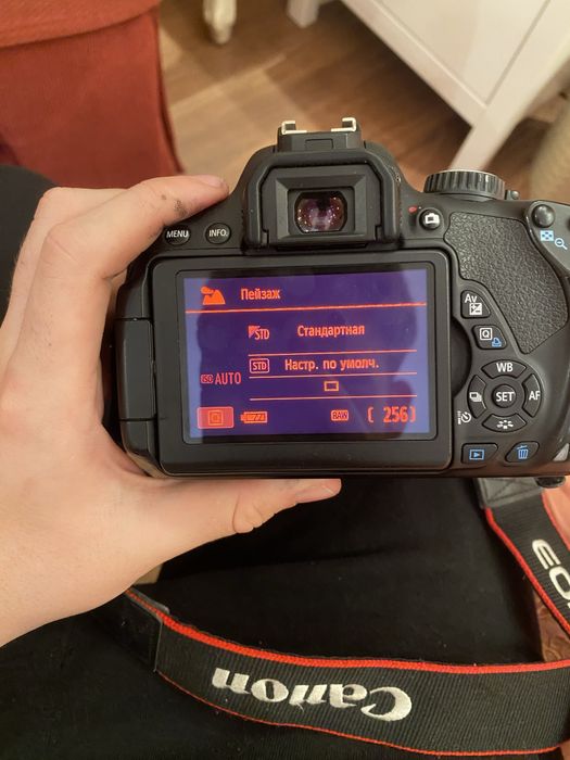 Камера canon EOS D650