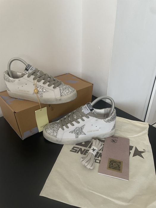 Adidași noi Golden Goose