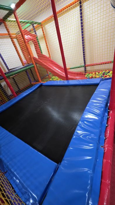 Vand loc de joaca pentru copii-afacere la cheie