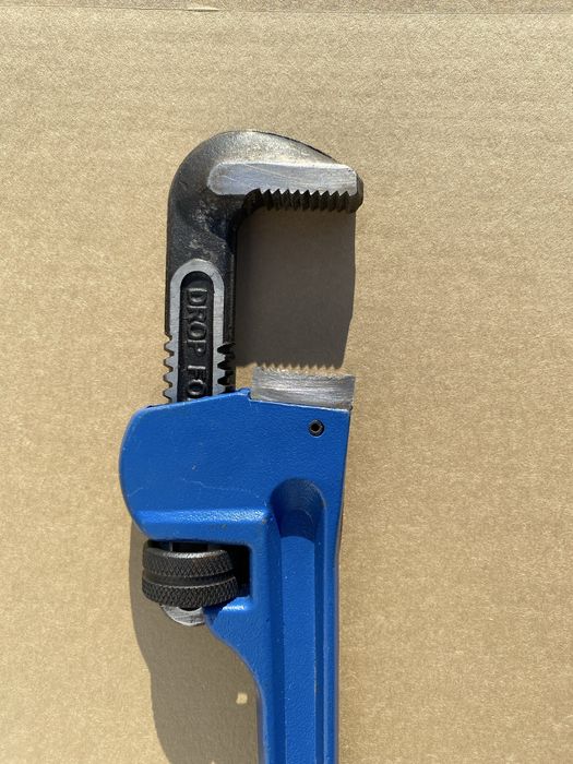 Ключ разводной «ЗУБР». Стиллсон