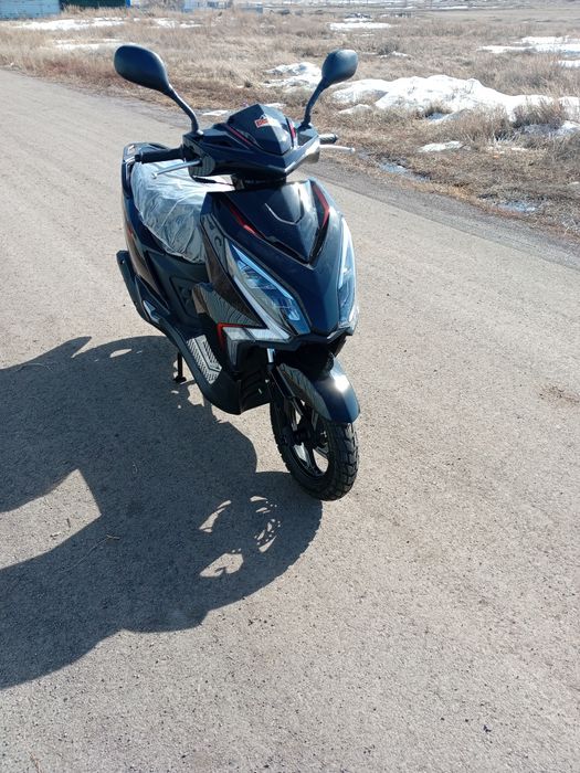 Продается новый скутер Almotor