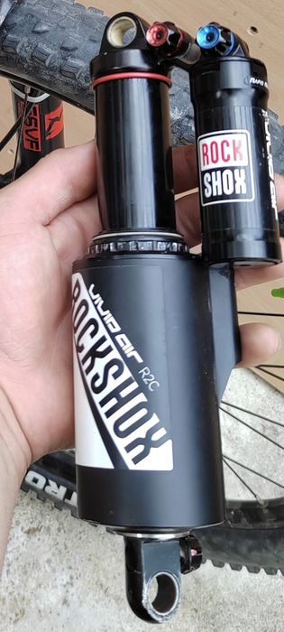 Shock rock shox vivid air